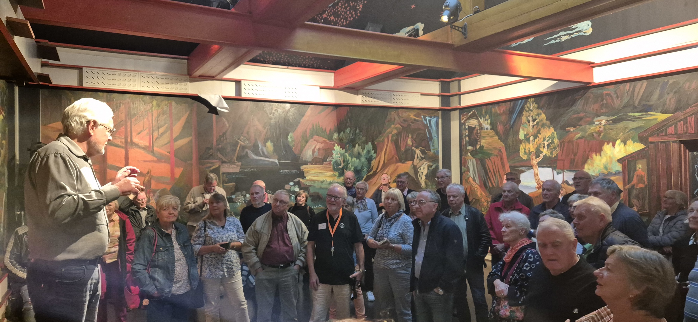 Referat fra medlemsmøte på Tøyen skole 27/8 2024